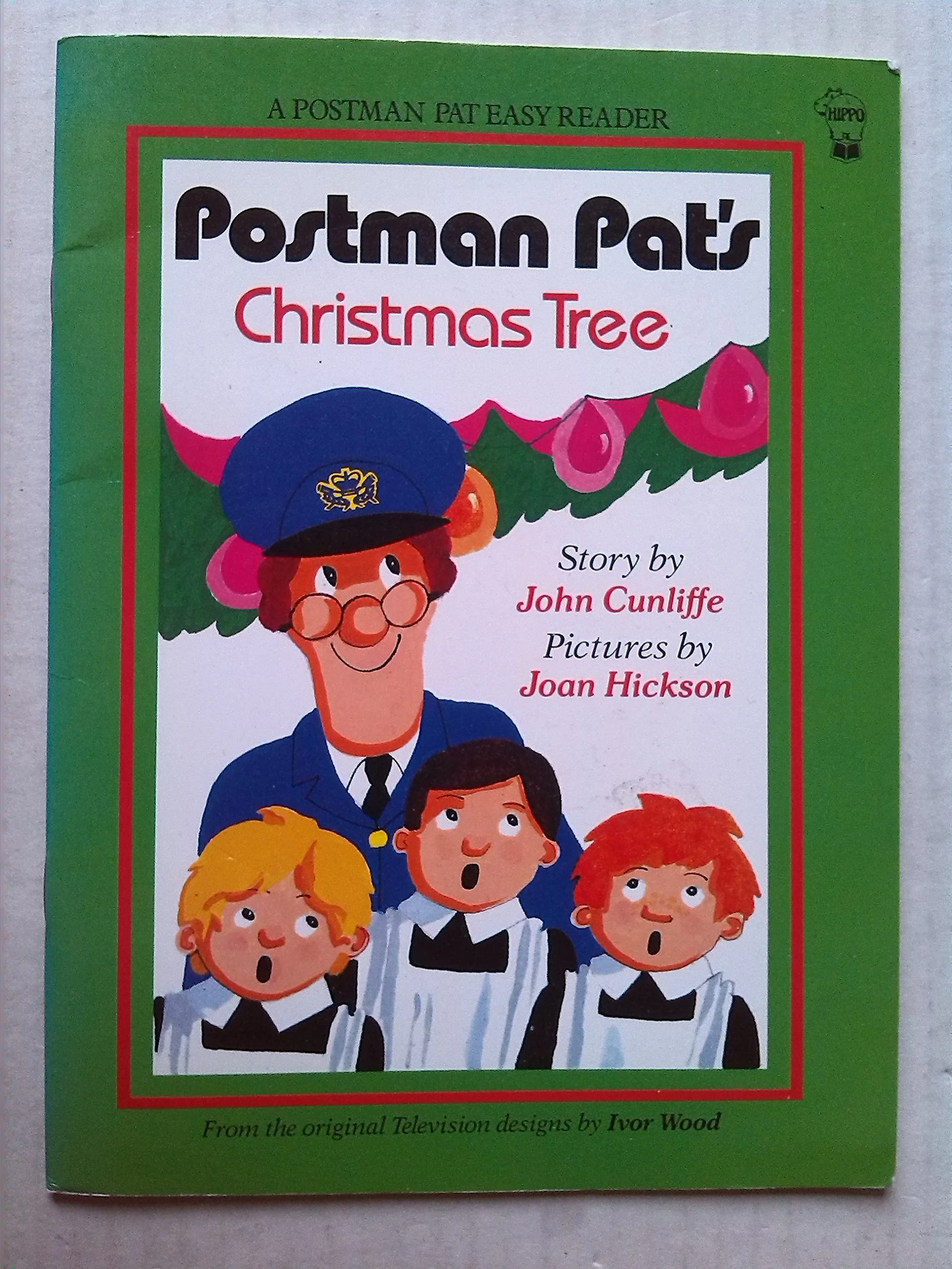 Postman Pats Christmas tree: Story (A Postman Pat easy reader)